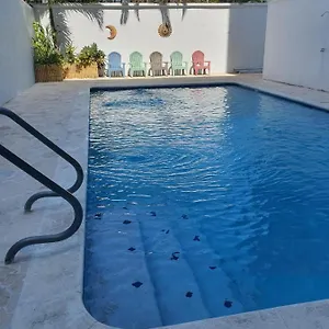 https://sea-breeze-vacation-ll.comcaribbean.com