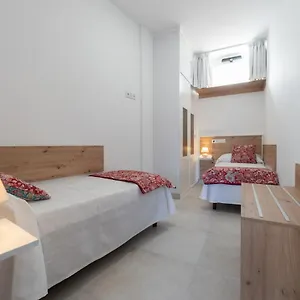 https://apartamentos-turisticos-de-la-abuela-carmen.es-andalucia.com